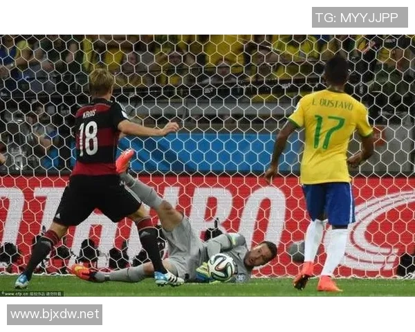 斯洛文尼亚足球历史十大球星盘点与他们的精彩成就分析 斯洛文尼亚足球历史十大球星盘点与他们的精彩成就分析